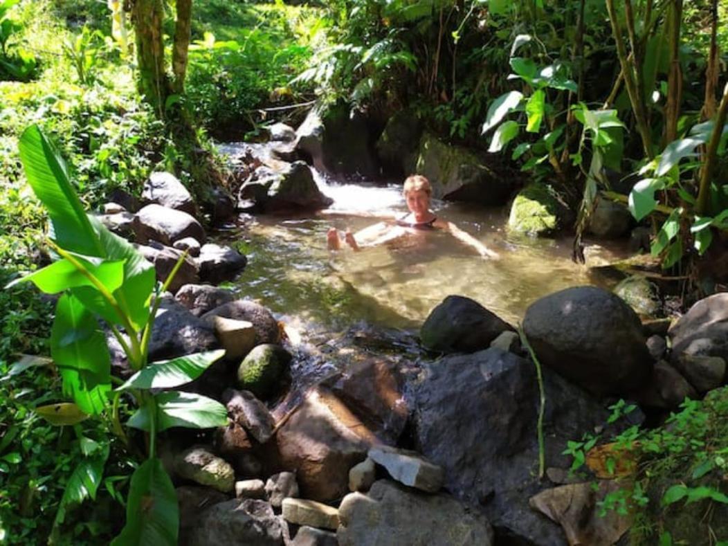 Mindo Eco Chalet Con Rio Y Cascada Eksteriør bilde